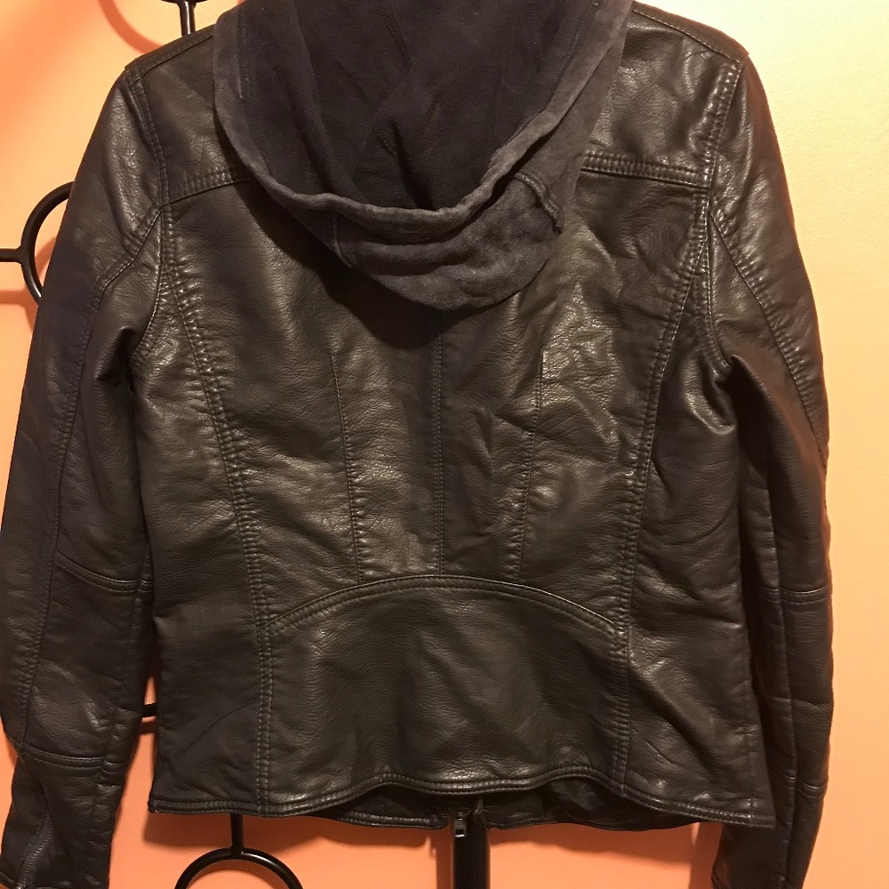 Free People Vegan Faux Leather Jacket - NWT - Picture 4 of 4